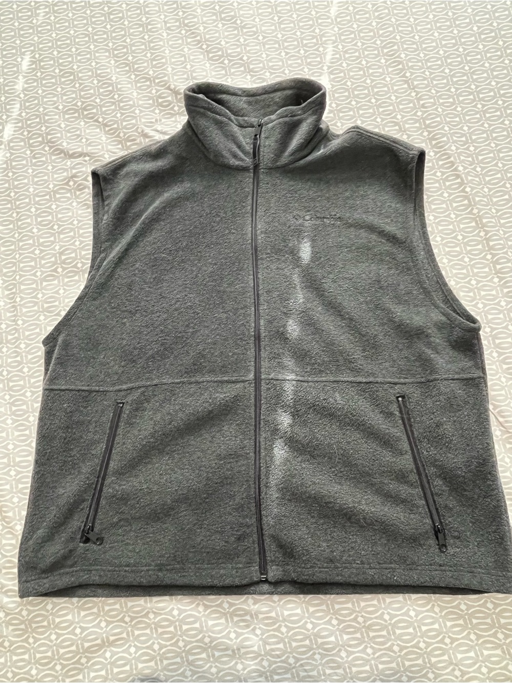Columbia Gray Men's Full-Zip Fleece Vest